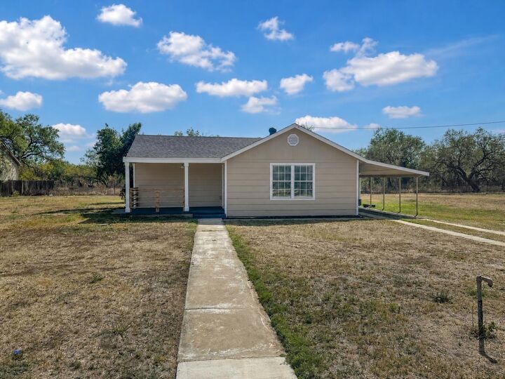 Property Photo:  405 W 34th Street  TX 76903 