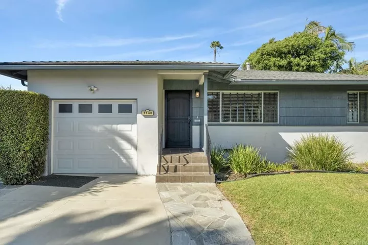Property Photo:  1148 Diamond Street  CA 92109 