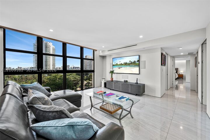 Property Photo:  9 Island Ave 714  FL 33139 