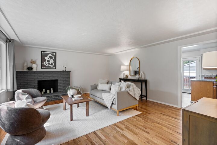 Property Photo:  724 W Carolina Way  WA 99208 