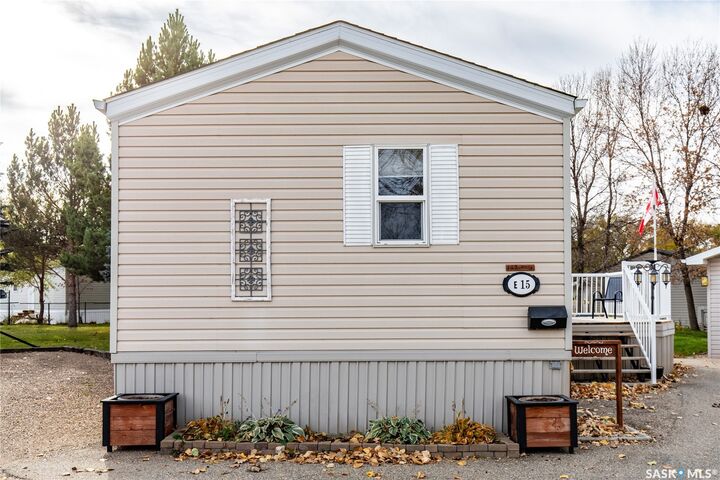 Property Photo:  1455 9th Avenue NE E15  SK S6J 1C6 