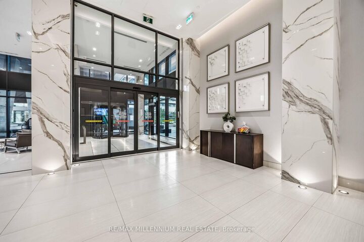 Property Photo:  20 Shore Breeze Drive 803  ON M8V 1A1 