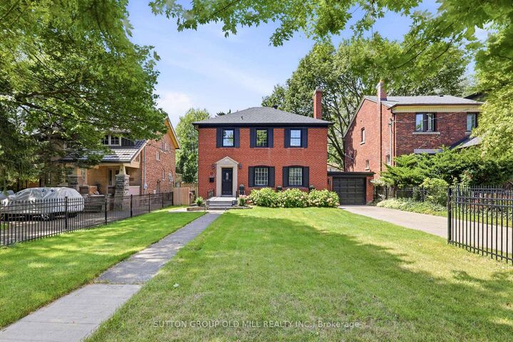 Property Photo:  10 Queens Avenue  ON M8V 2N1 