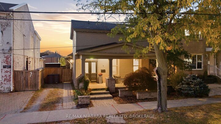 Property Photo:  9 Duke Street  ON L2R 5W1 