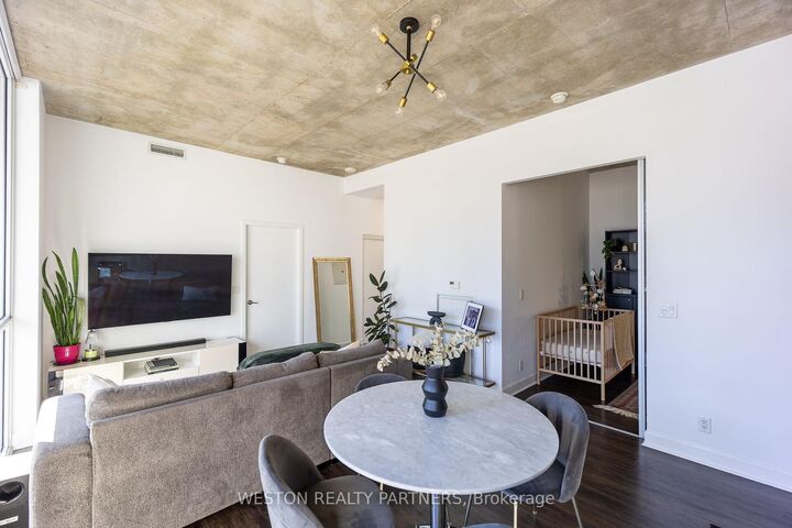Property Photo:  478 King Street W 514  ON M5V 0A8 