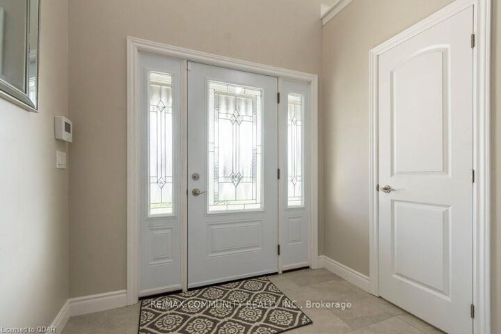 Property Photo: 94 Redwood Drive ON K8N 0H5