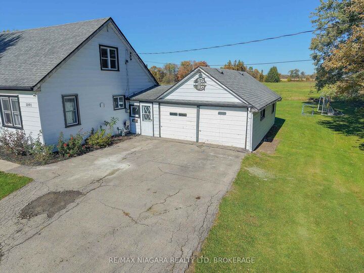 Property Photo:  1091 Broad Street E  ON N1A 2Z1 