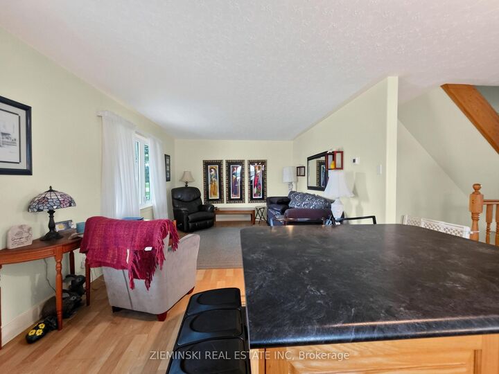 Property Photo:  31 Quinn Crescent  ON P0K 1N0 
