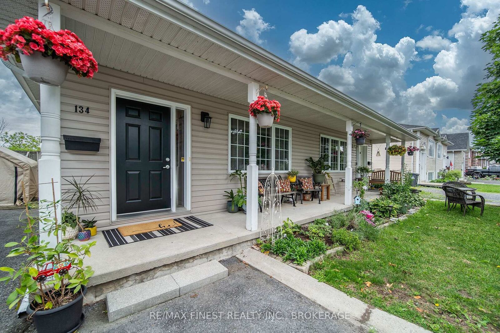 Property Photo:  134 Briceland Street  ON K7K 7L2 