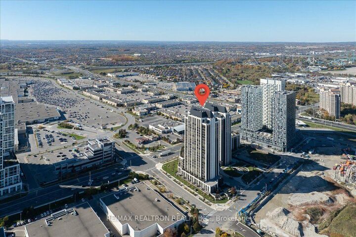 Photo de la propriété:  9075 Jane Street 802  ON L4K 0L7 