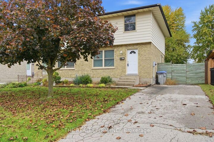 Property Photo:  195-197 Southfield Drive  ON N7G 3V3 