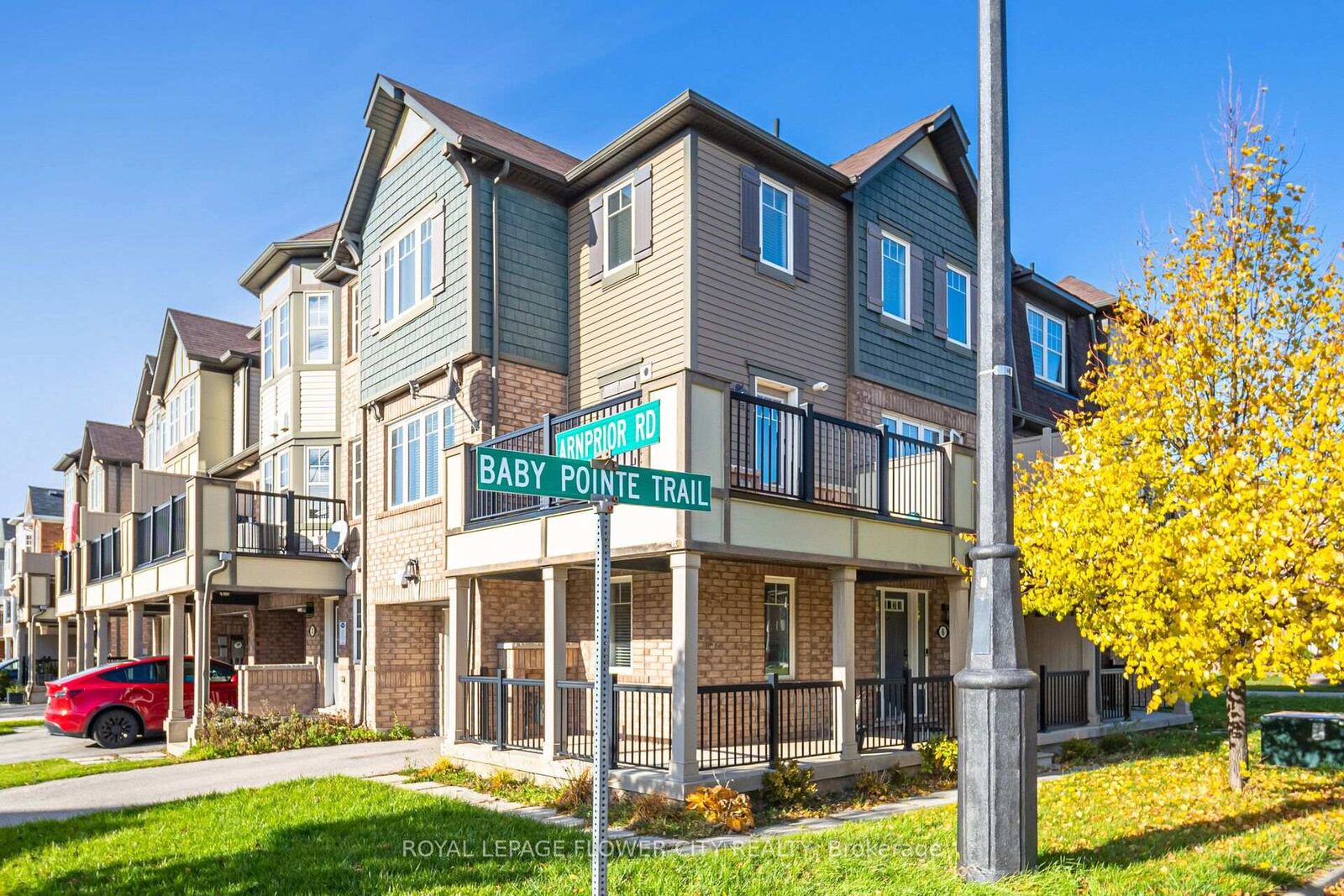 Property Photo:  6 Baby Pointe Trail  ON L7A 0W1 
