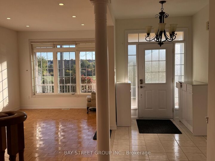 Property Photo:  305 Shirley Drive  ON L4S 2P1 