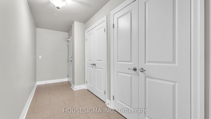 Property Photo:  260 Villagewalk Boulevard 505  ON N6G 0P6 