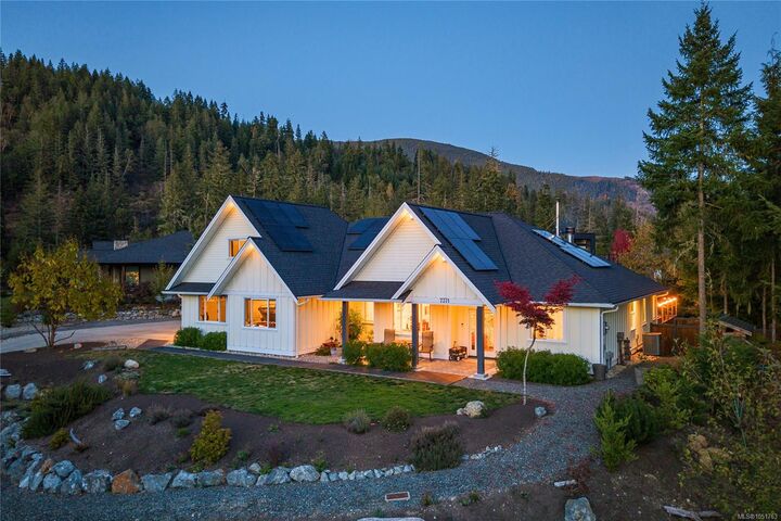 Property Photo:  7371 Lakefront Dr  BC V0R 2G1 