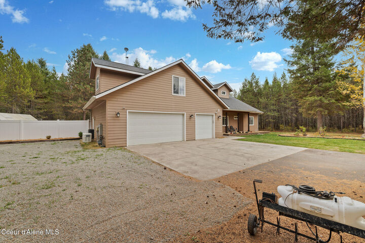 Property Photo: 24704 N Hunters Grove Ct ID 83858