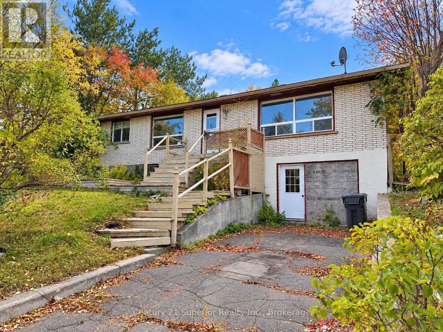 Property Photo:  162 Greenmantle Drive  ON P0T 2J0 