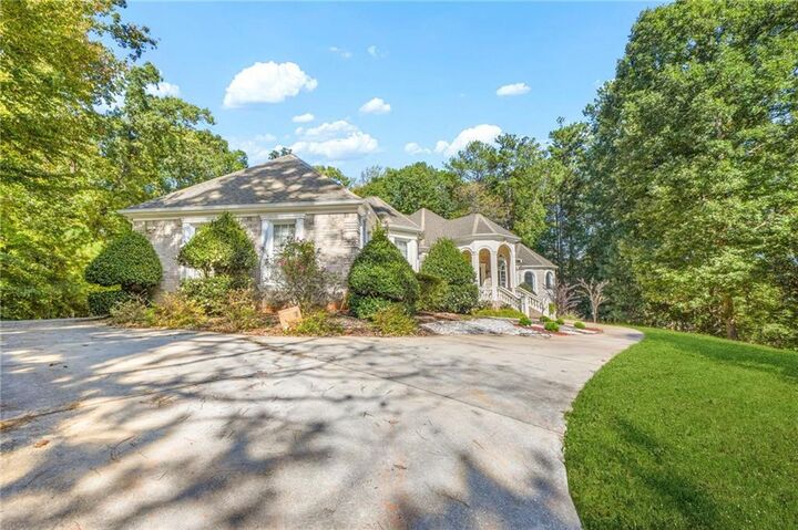 Property Photo:  1565 Mountain Shadow Trail  GA 30087 