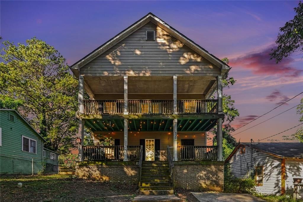 Property Photo:  230 Burbank Drive NW  GA 30314 