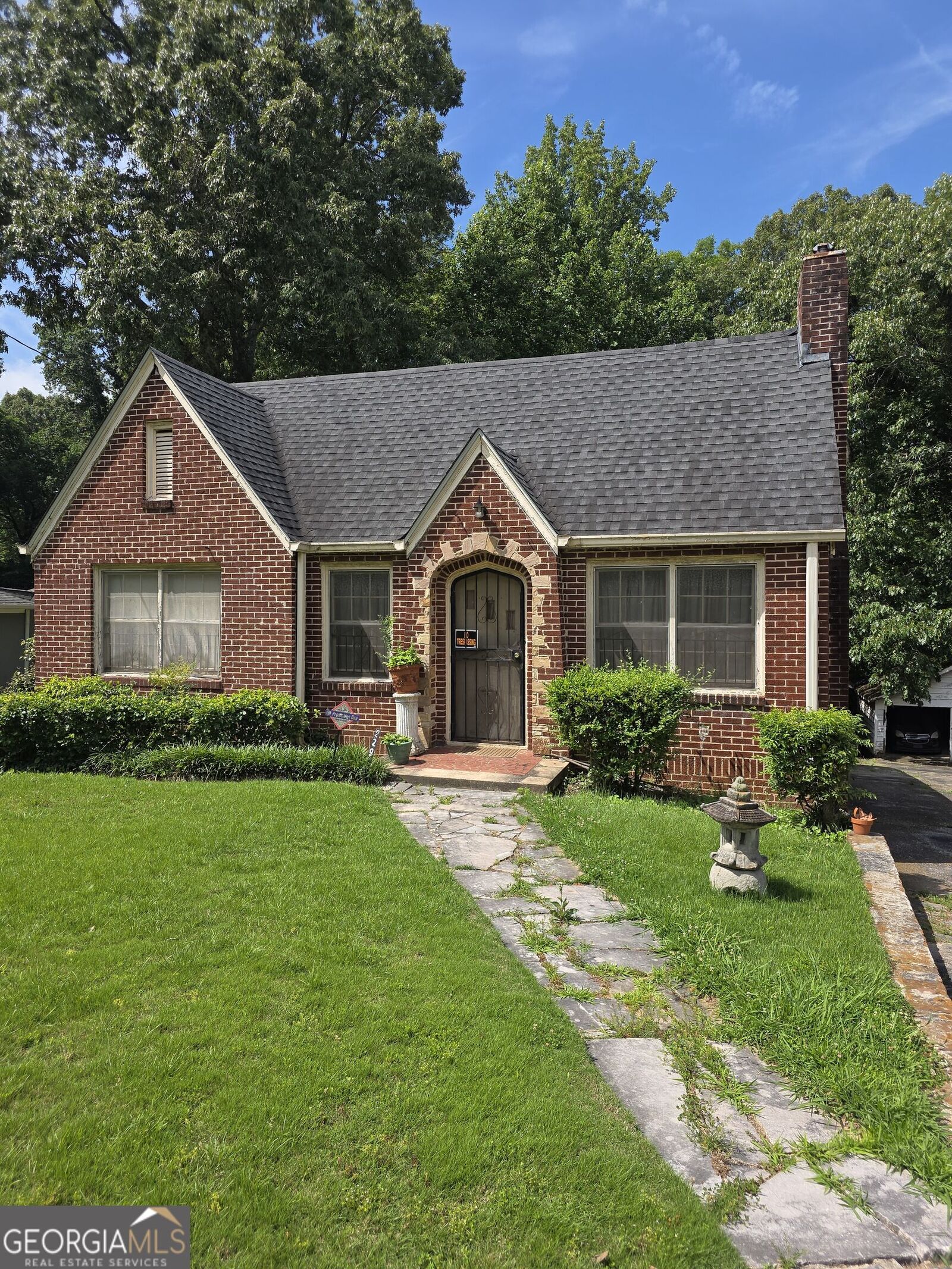 Property Photo:  2294 Venetian Drive SW  GA 30311 