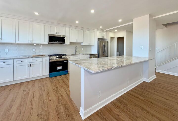 Property Photo:  7100 Blvd East 6C  NJ 07093 