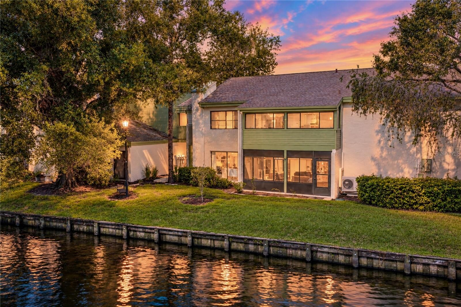 Property Photo: 4106 Pinelake Lane 101 FL 33618
