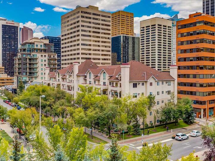 Property Photo:  777 3 Avenue SW 401  AB T2P 0G8 