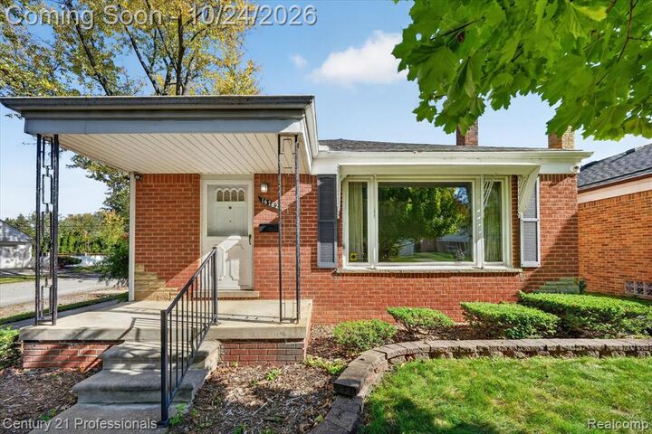 Property Photo:  16792 Centralia  MI 48240 