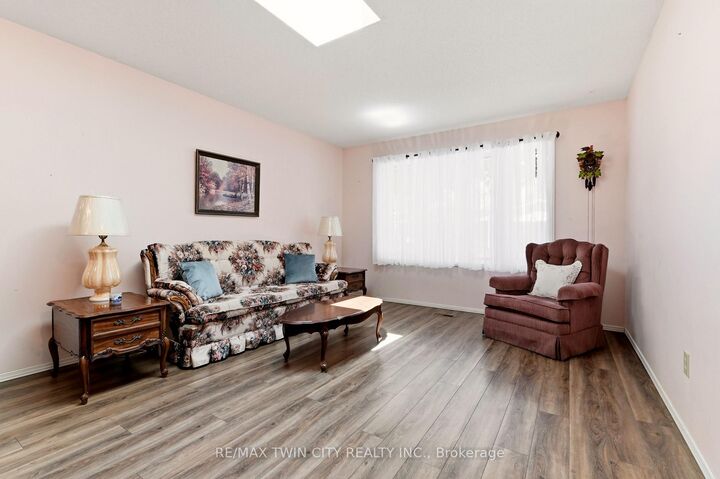Property Photo:  1030 Colborne Street E  ON N3S 3T6 