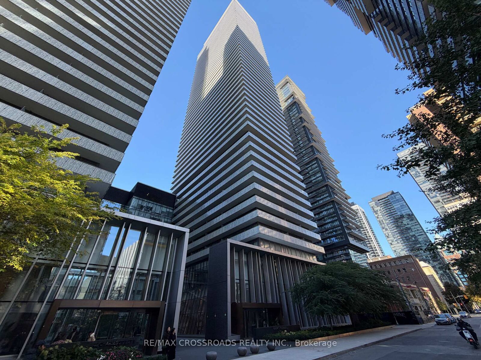 Property Photo: 50 Charles Street E 2713 ON M4Y 0C3