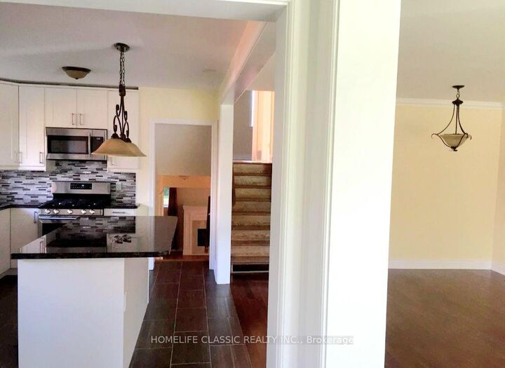 Property Photo:  16 Terryellen Crescent  ON M9C 1H7 