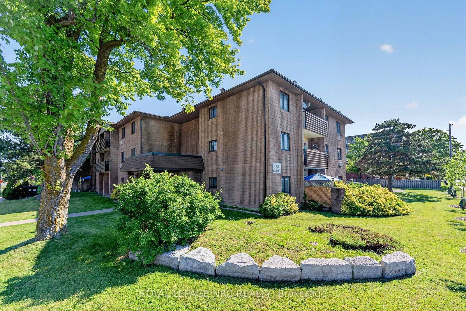 Photo de la propriété:  72 Main Street E 327  ON L3K 5Z8 
