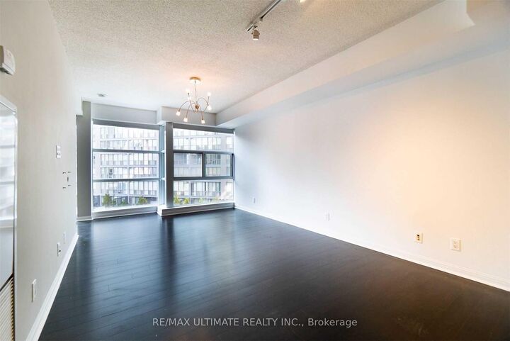 Property Photo:  11 St Joseph Street 401  ON M4Y 3G4 