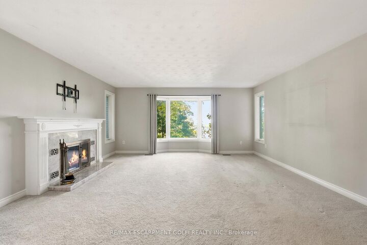 Property Photo: 259 Main Street W ON L3M 1S5
