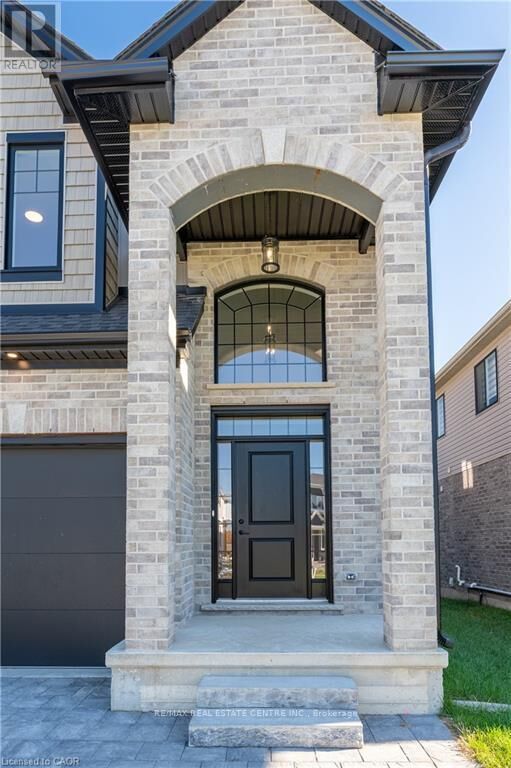 Property Photo:  1761 Finley Crescent  ON N6G 0W3 