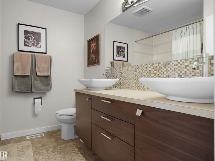 Property Photo: 140 Callingwood Place NW AB T5T 2C6