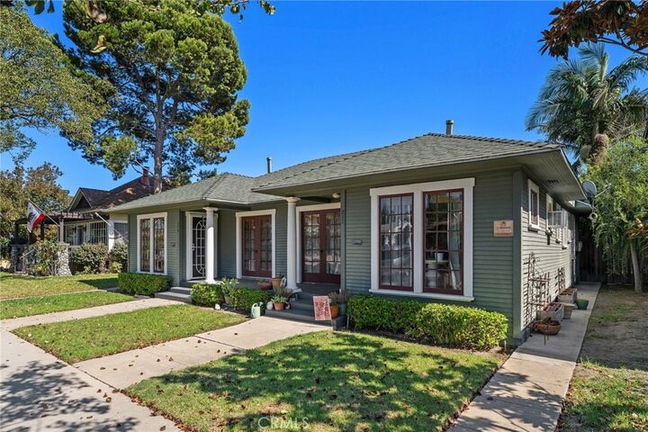 Property Photo: 312 Orizaba Avenue CA 90814