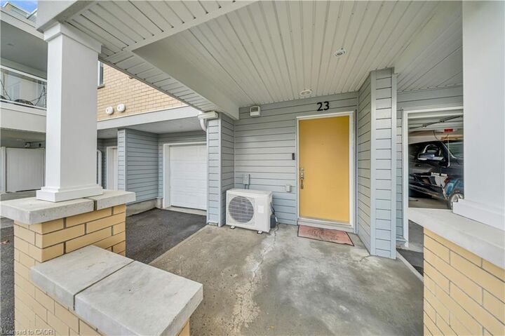 Property Photo:  23 Valencia Avenue  ON N2R 0R7 
