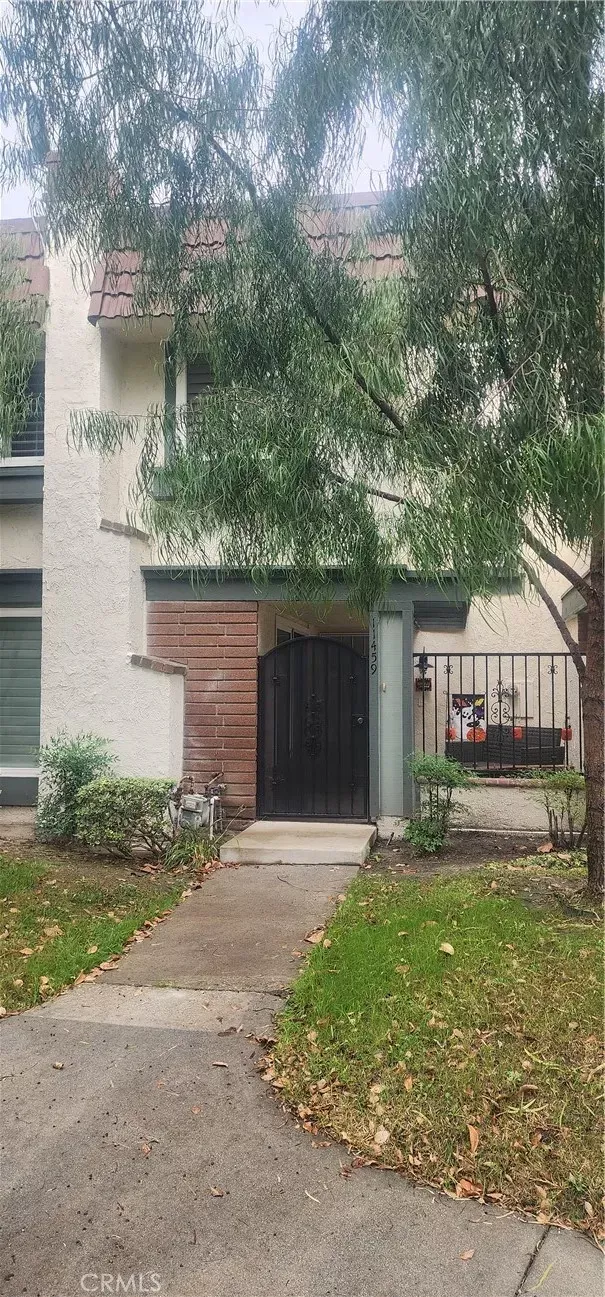 Property Photo: 11459 Shippigan CA 90630