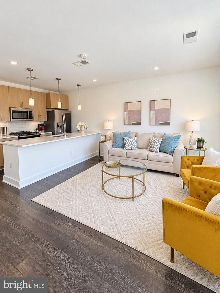 Property Photo:  2724 12th Street NE 10  DC 20018 