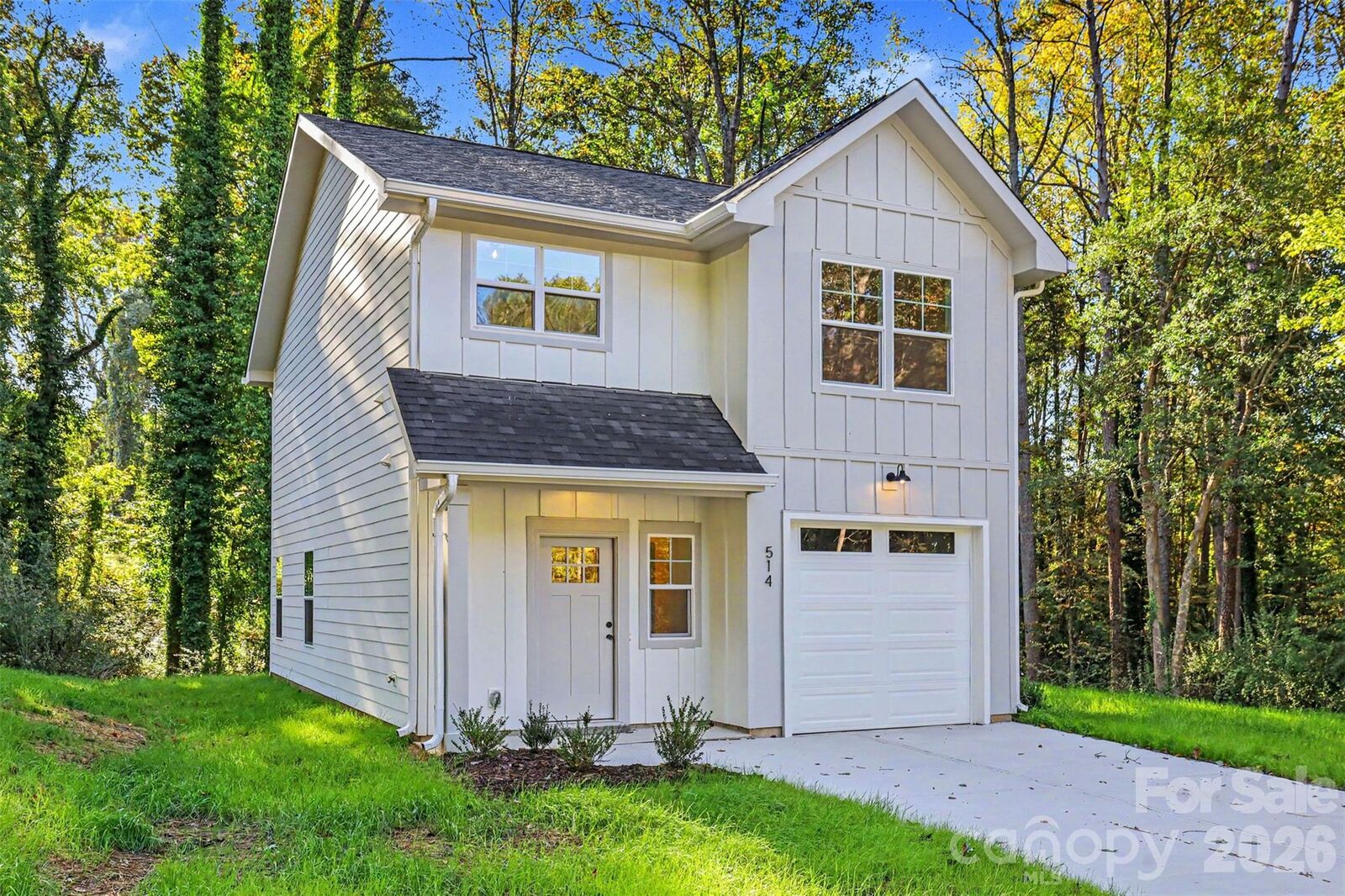 Property Photo:  514 Brookgreen Drive  NC 28034 