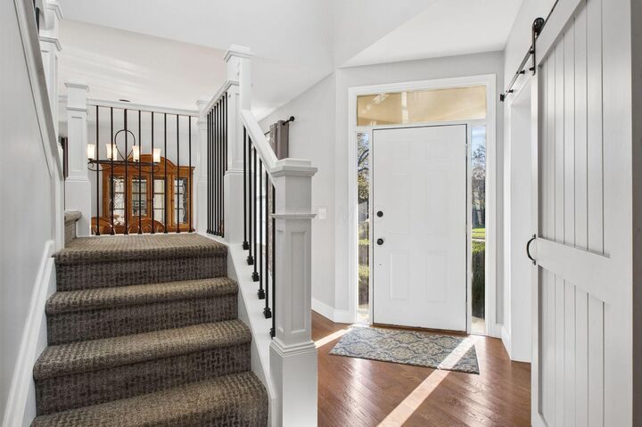 Property Photo: 7183 Innisfree Lane OH 43017