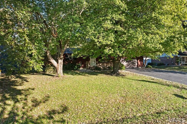 Property Photo:  64 Carnation Drive  IL 62234 