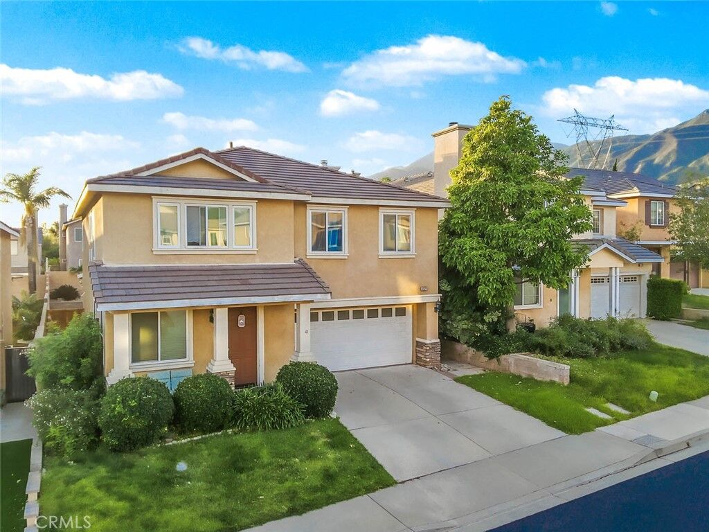 Property Photo:  5324 Trailhawk  CA 92336 