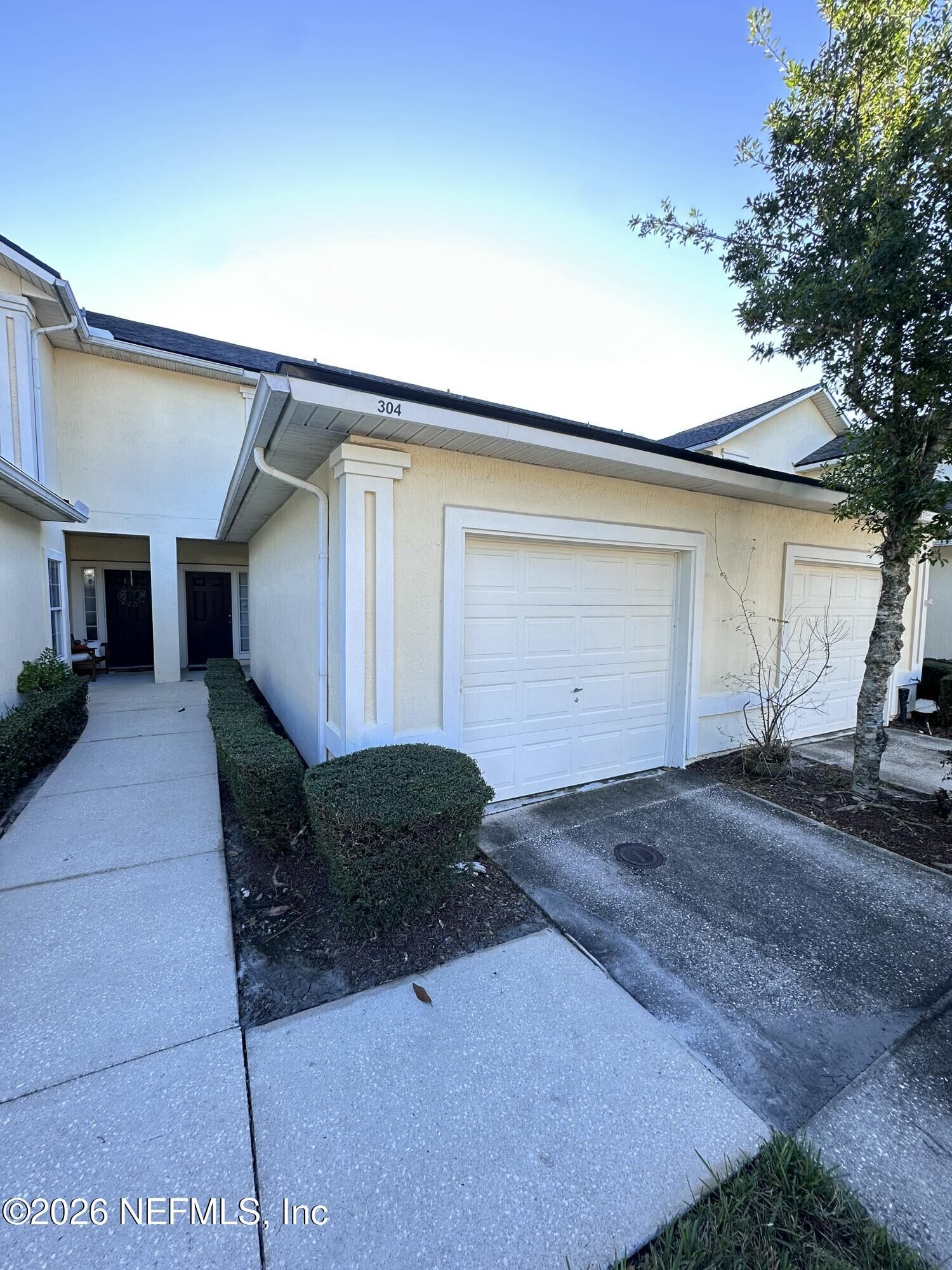 Property Photo: 304 Southern Branch Lane FL 32259