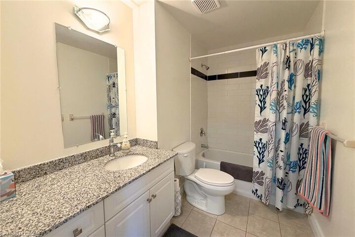 Property Photo:  276 Eiwo Court 204  ON N2K 3M6 