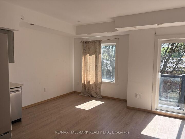 Property Photo:  3425 Sheppard Avenue E 310  ON M1T 3K5 