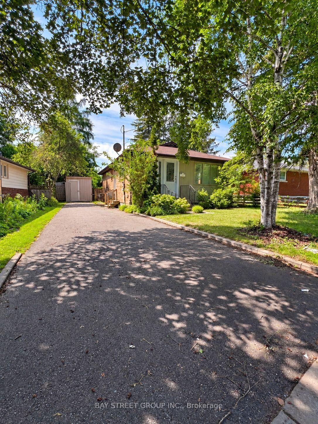 Property Photo:  65 Dunning Avenue  ON L4G 1A4 