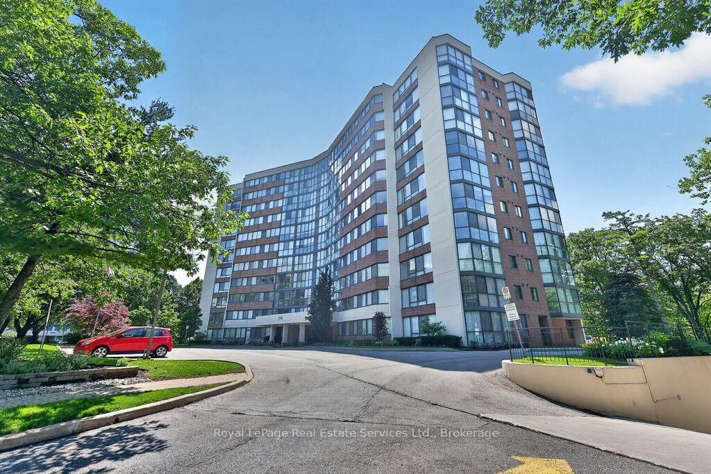 Property Photo:  1240 Marlborough Court 1105  ON L6H 3K7 