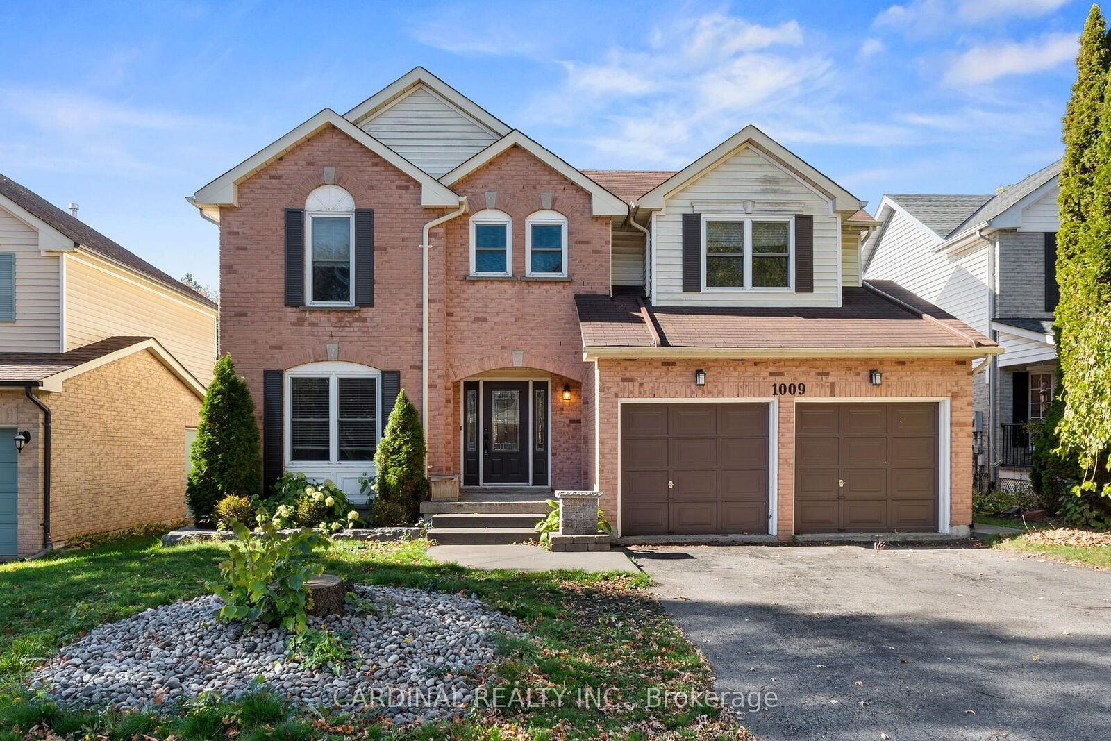 Property Photo:  1009 Frei Street  ON K9A 5L4 